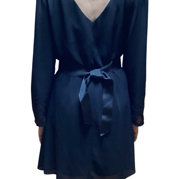 SPEECHLESS LITTLE BLACK DRESS SIZE SMALL WITH BELT.  PERFECT FOR PROM - Picture 2 of 3